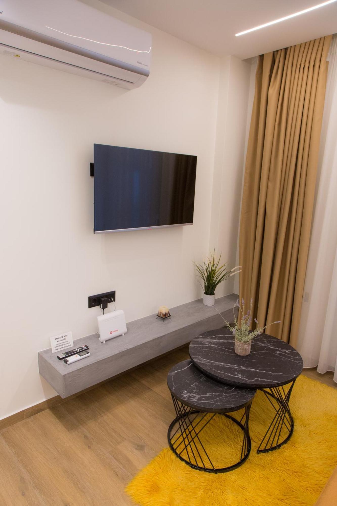 Anasa Studio - Studio Apartment With Yard - Ioannina City Center 外观 照片